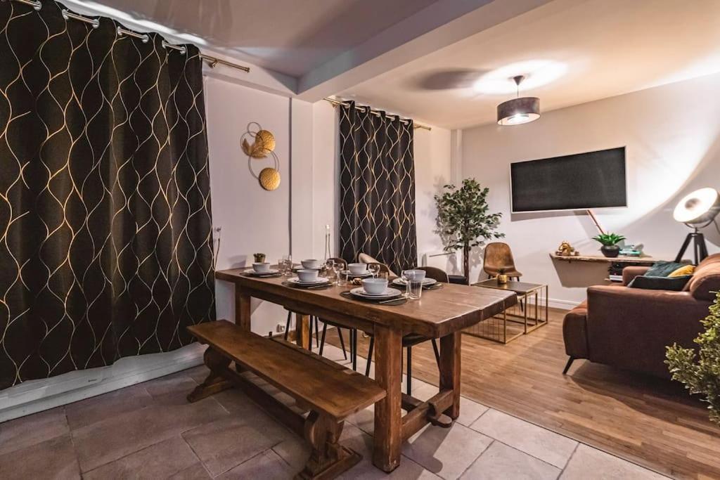 Appartamento La "Taniere" Pour 6 Personnes Isles-sur-Suippe Esterno foto